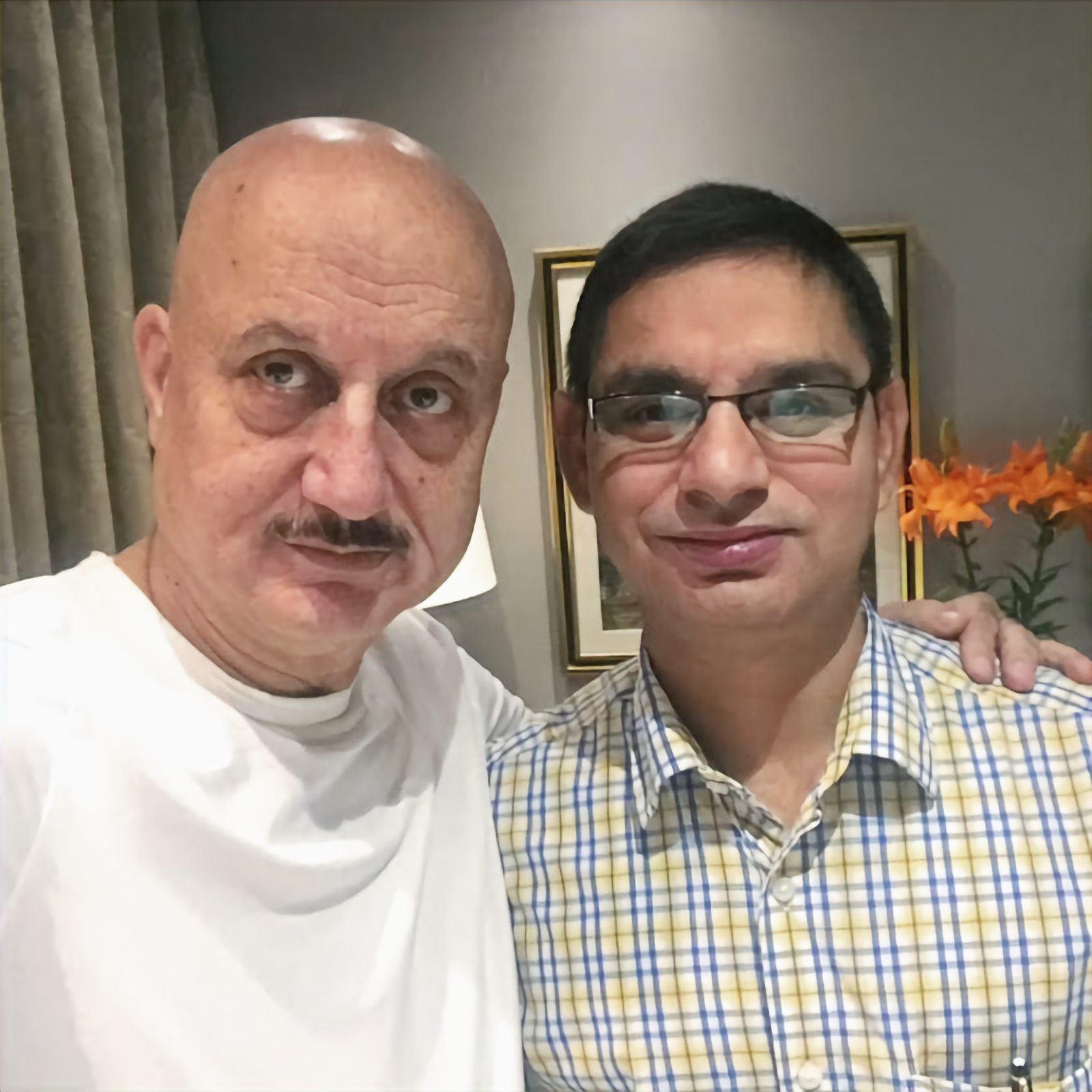Dr Purohit with actor Shri Anupam Kher